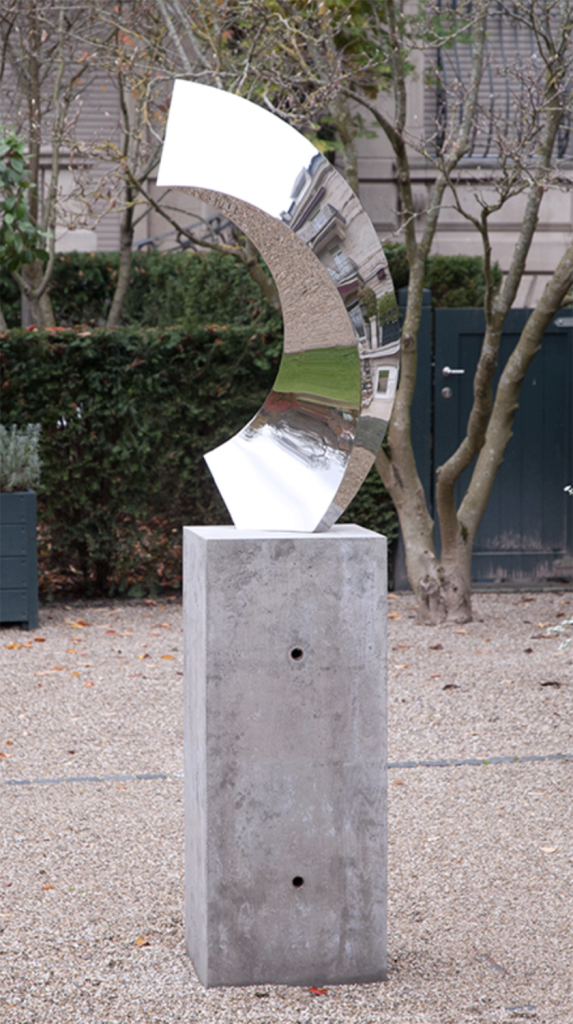 rüdiger Seidt, Cortenstahl, Edelstahl, poliert, Vierflächer, Helix, Plastik, Galleria Kröger, Galerie, galleria d'arte, zeitgenössische Kunst, Lago Maggiore, Ascona