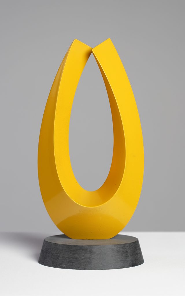 rüdiger Seidt, Cortenstahl, Edelstahl, poliert, Vierflächer, Helix, Plastik, Galleria Kröger, Galerie, galleria d'arte, zeitgenössische Kunst, Lago Maggiore, Ascona