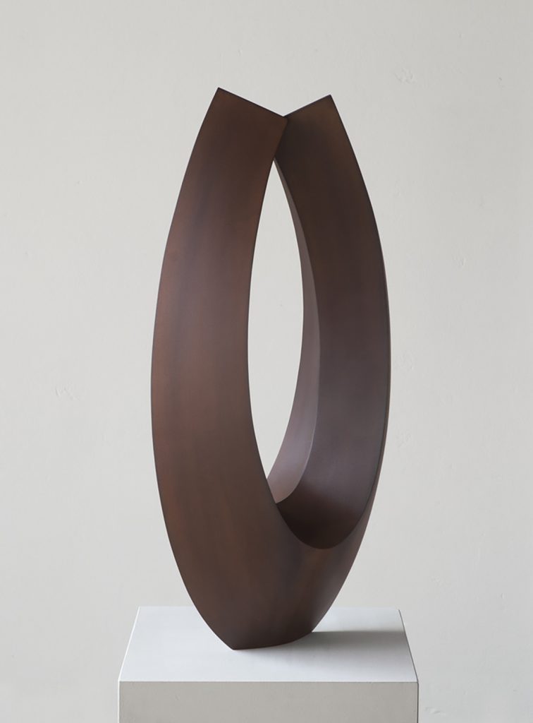 rüdiger Seidt, Cortenstahl, Edelstahl, poliert, Vierflächer, Helix, Plastik, Galleria Kröger, Galerie, galleria d'arte, zeitgenössische Kunst, Lago Maggiore, Ascona